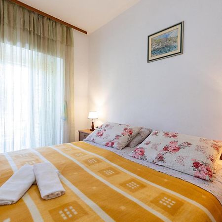 Apartments By The Sea Cove Zarace - Gdinj, Hvar - 2047 Zewnętrze zdjęcie