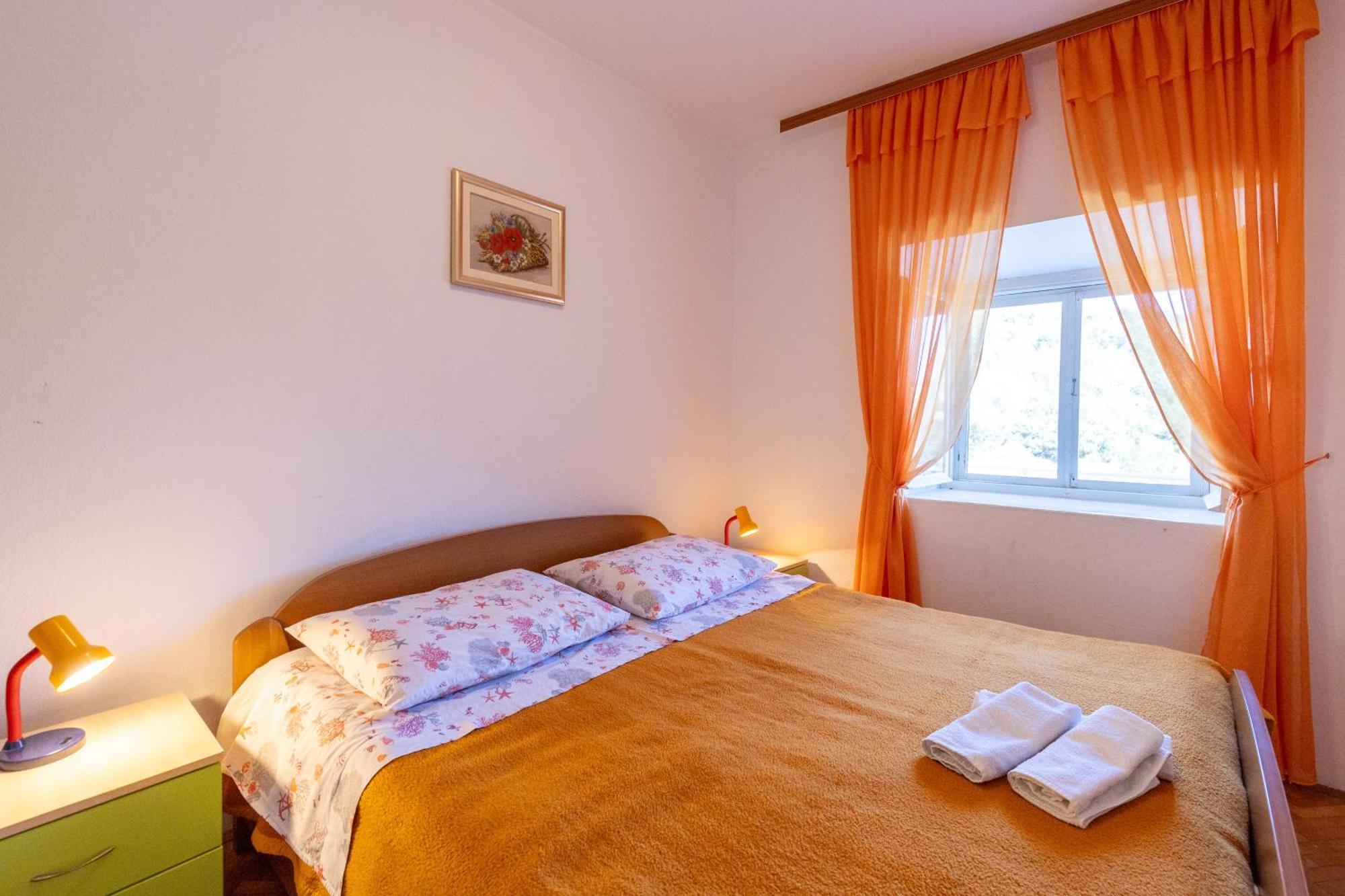 Apartments By The Sea Cove Zarace - Gdinj, Hvar - 2047 Zewnętrze zdjęcie